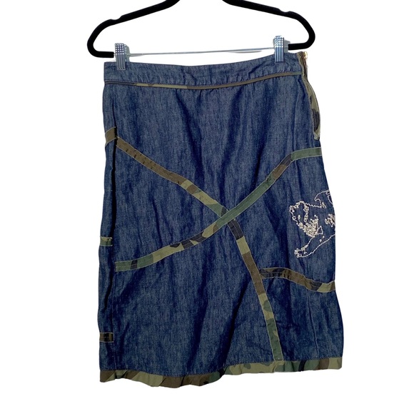 Parasuco Dresses & Skirts - Vintage Parasuco Denim Skirt Camouflage Embroidered Animal Y2K Streetwear Size 6